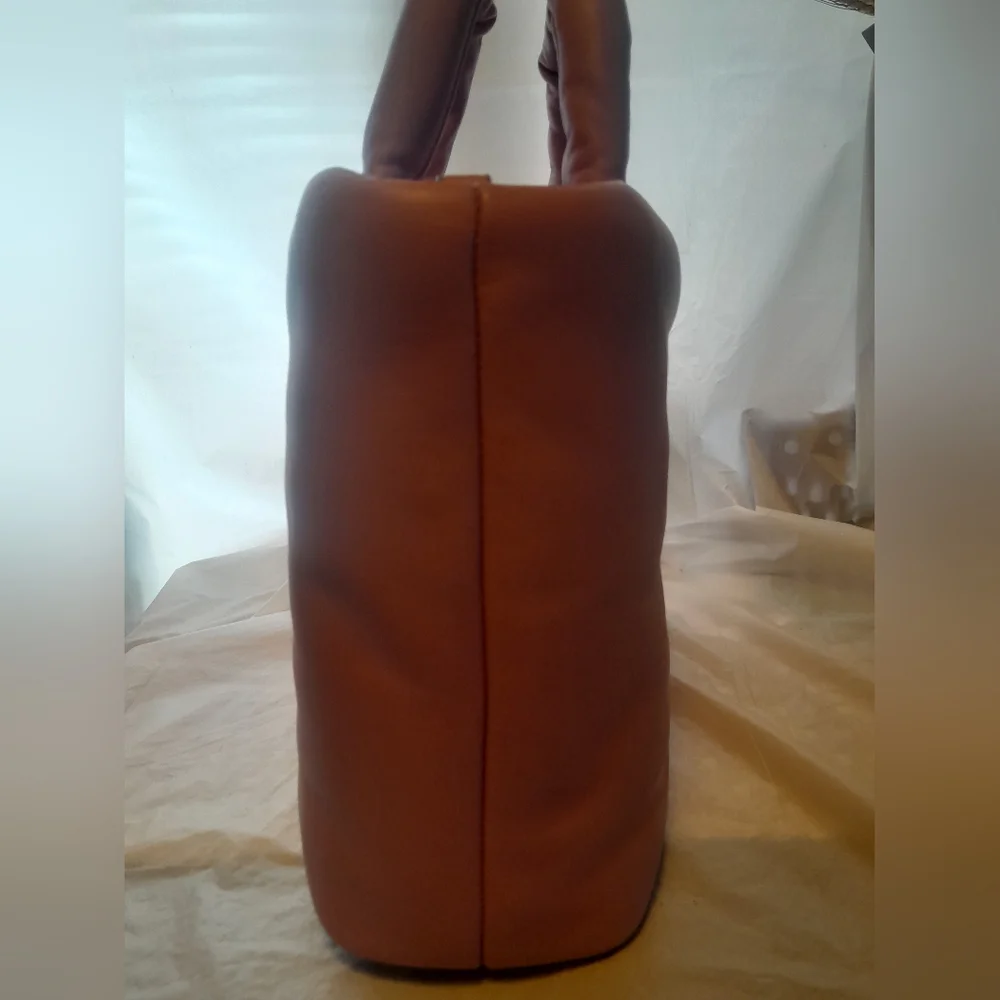 New Coach Pillow Tote (Pink Tulip Color) ๐ธ NWT ๐ธ - Picture 13 of 15